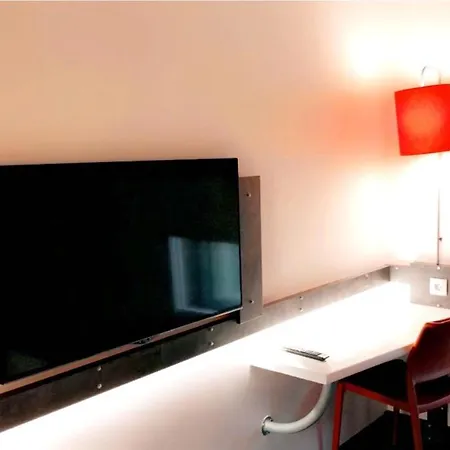 호텔 Ibis Budget Aeroport Lyon Saint Exupery