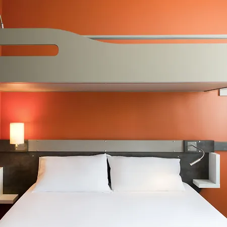 Ibis Budget Aeroport Lyon Saint Exupery 호텔