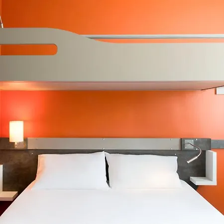 Ibis Budget Aeroport Lyon Saint Exupery 호텔